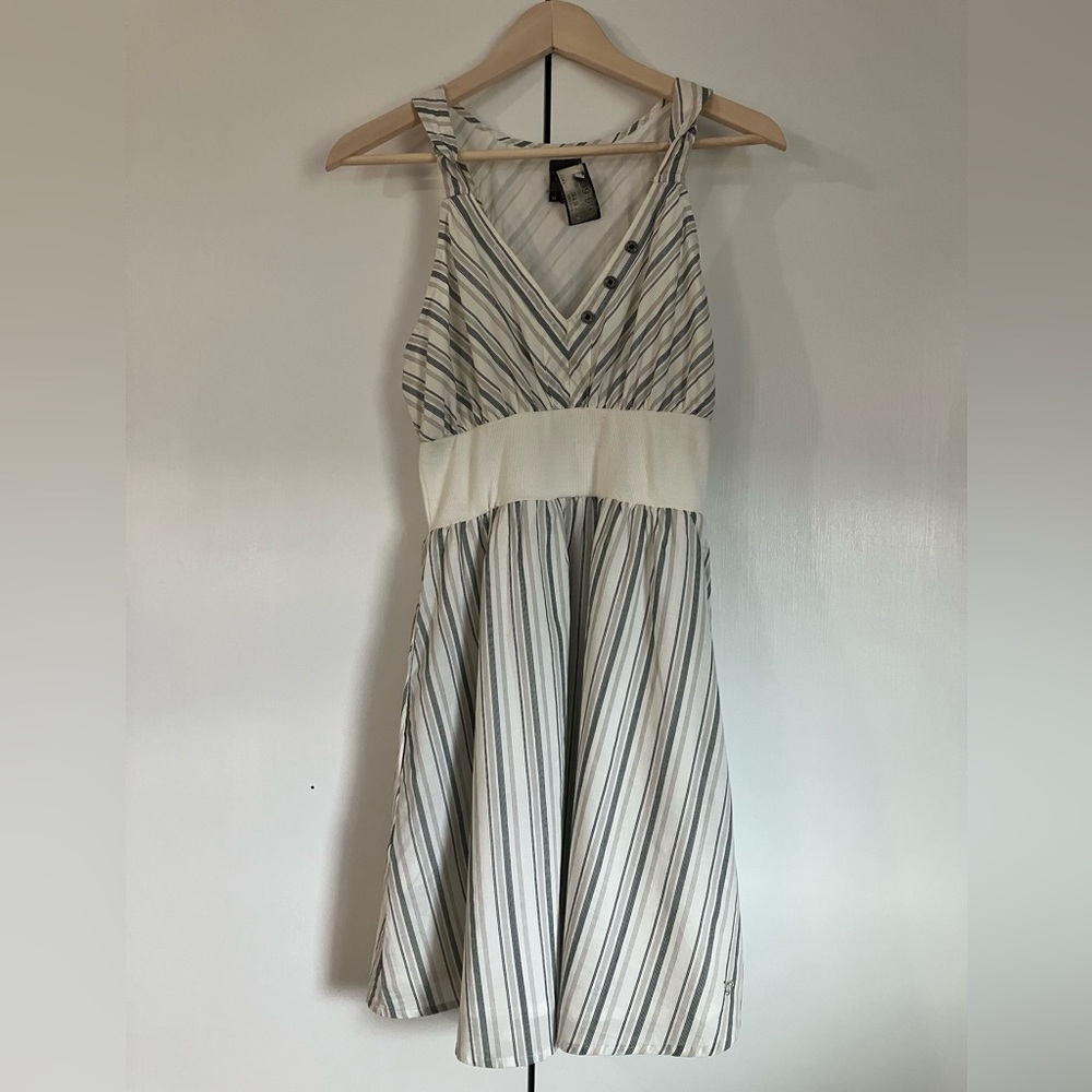 NWT Southern Threads summer dress, Size M